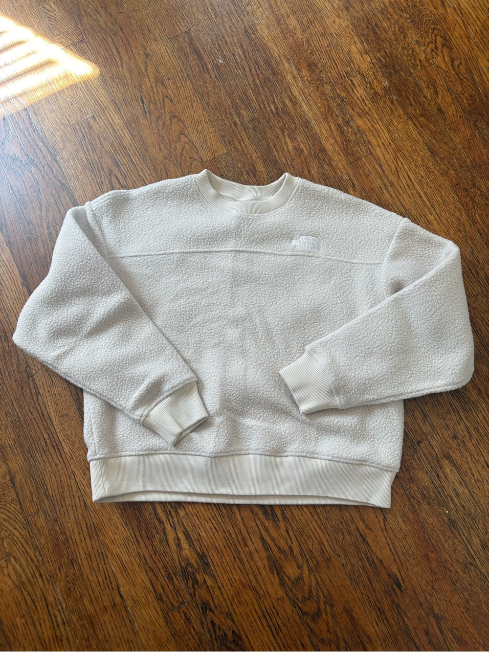 The North Face Cream Platte Fleece Sherpa Crewneck Womens